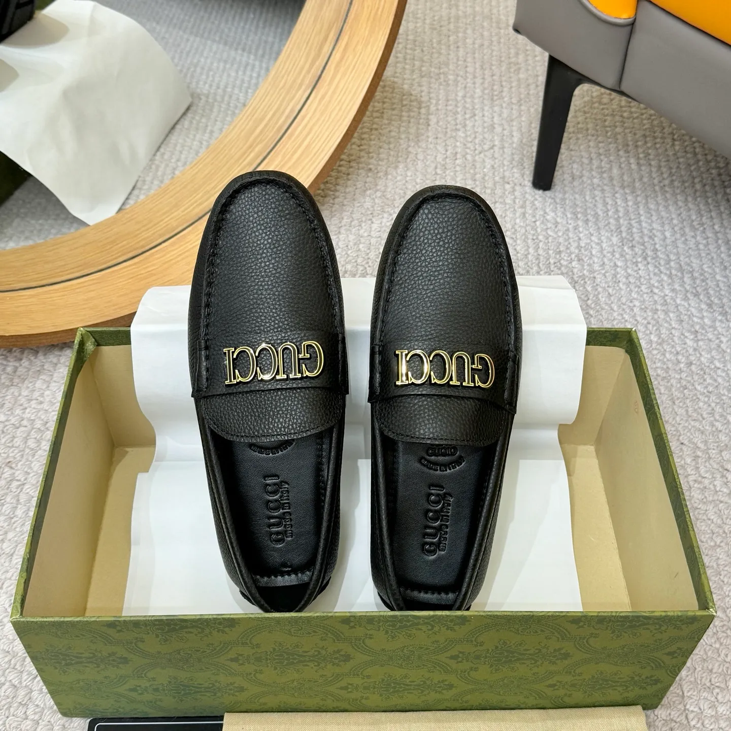 Men's shoes 💰420 (Yangli) Gucci* - the top version of Gucci classic beanie shoes! It is made of imported original cowhide and has a comfortable first layer of sheepskin lining! Original wear-resistant rubber outsole! High quality products! Size 38-46, with shoe dial, cloth bag, card